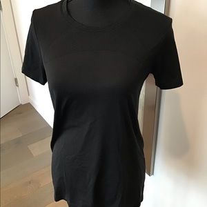Black workout tee shirt